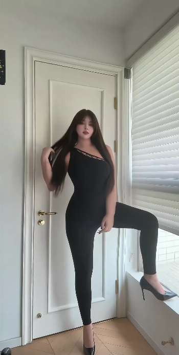 Saving the fiercest look for last janeyoo